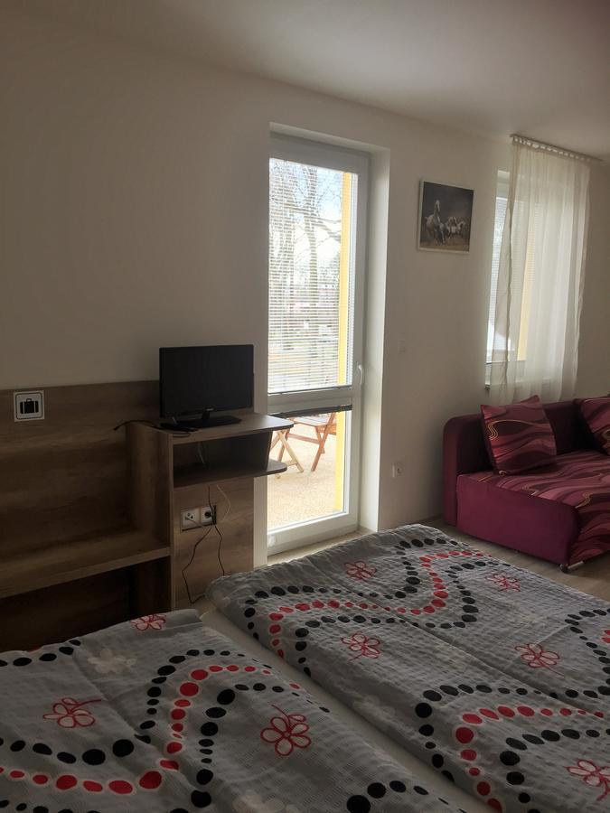 Promenad Apartmany Veľký Meder 외부 사진